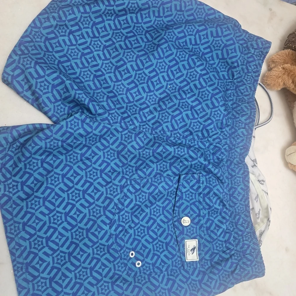 Ted Baker London vibrant blue